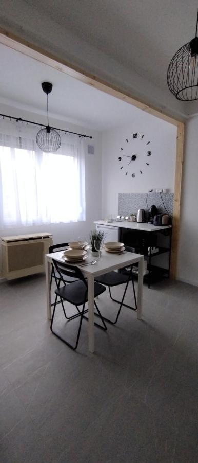 Blue Moon Apartman Eger Zewnętrze zdjęcie