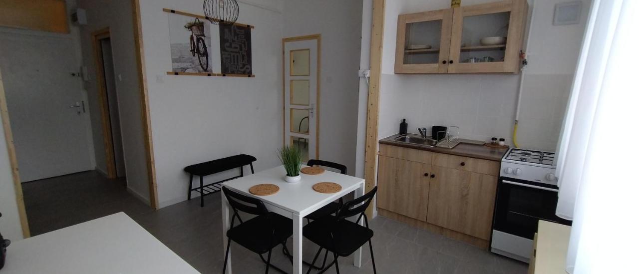 Blue Moon Apartman Eger Zewnętrze zdjęcie
