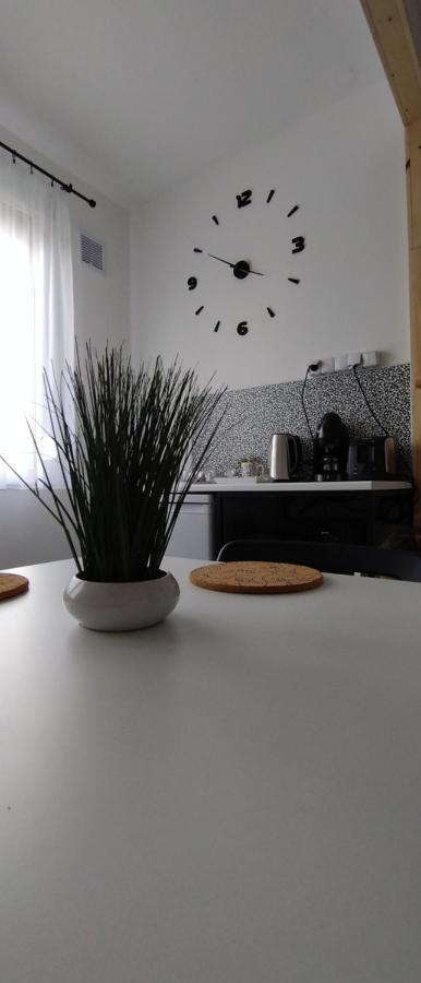 Blue Moon Apartman Eger Zewnętrze zdjęcie